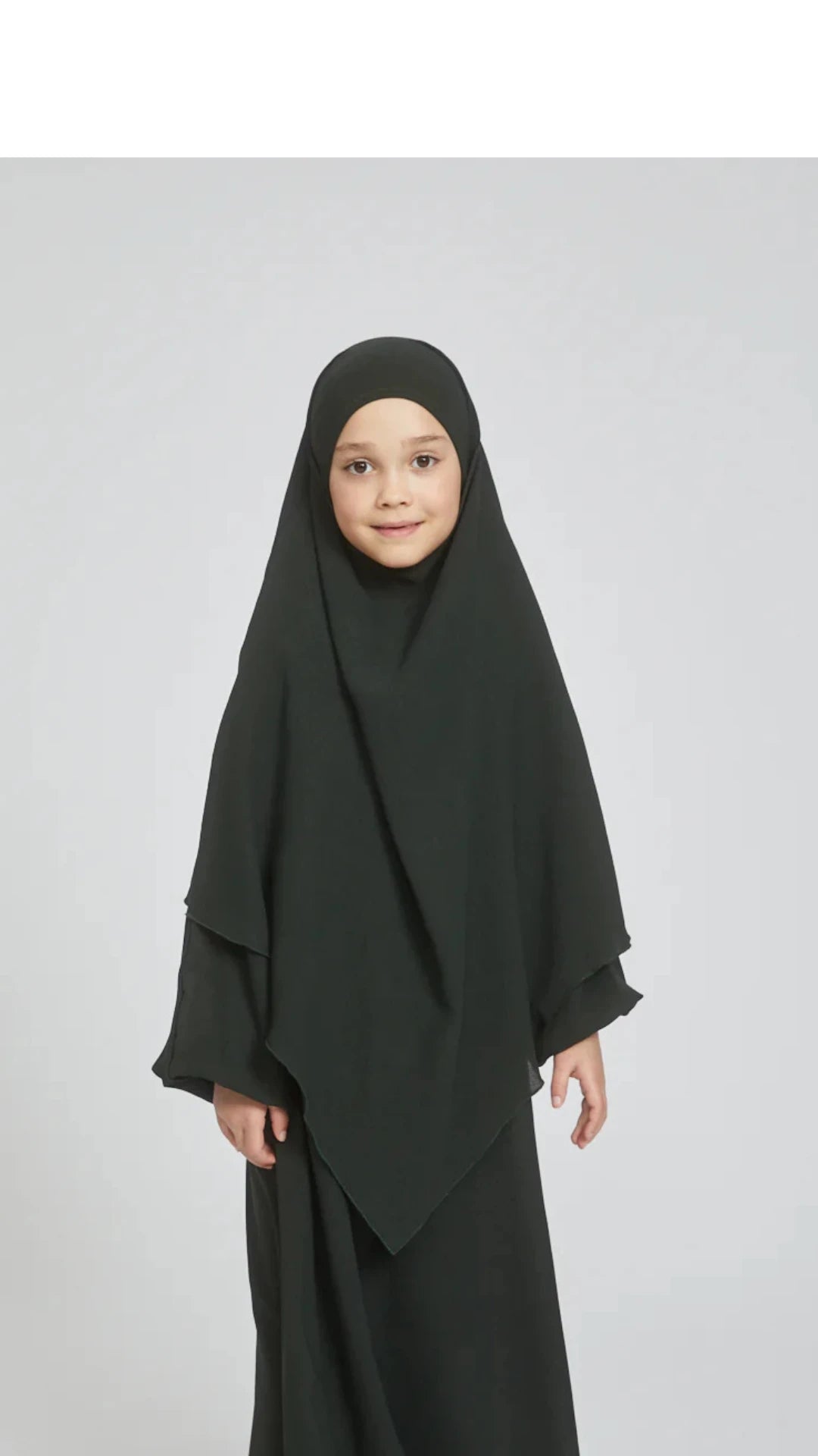 ملابس بنات صغار