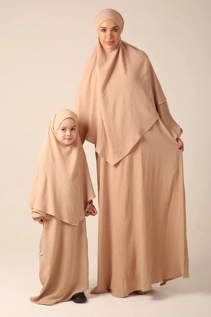 طقم خمار للبنات مع عباية